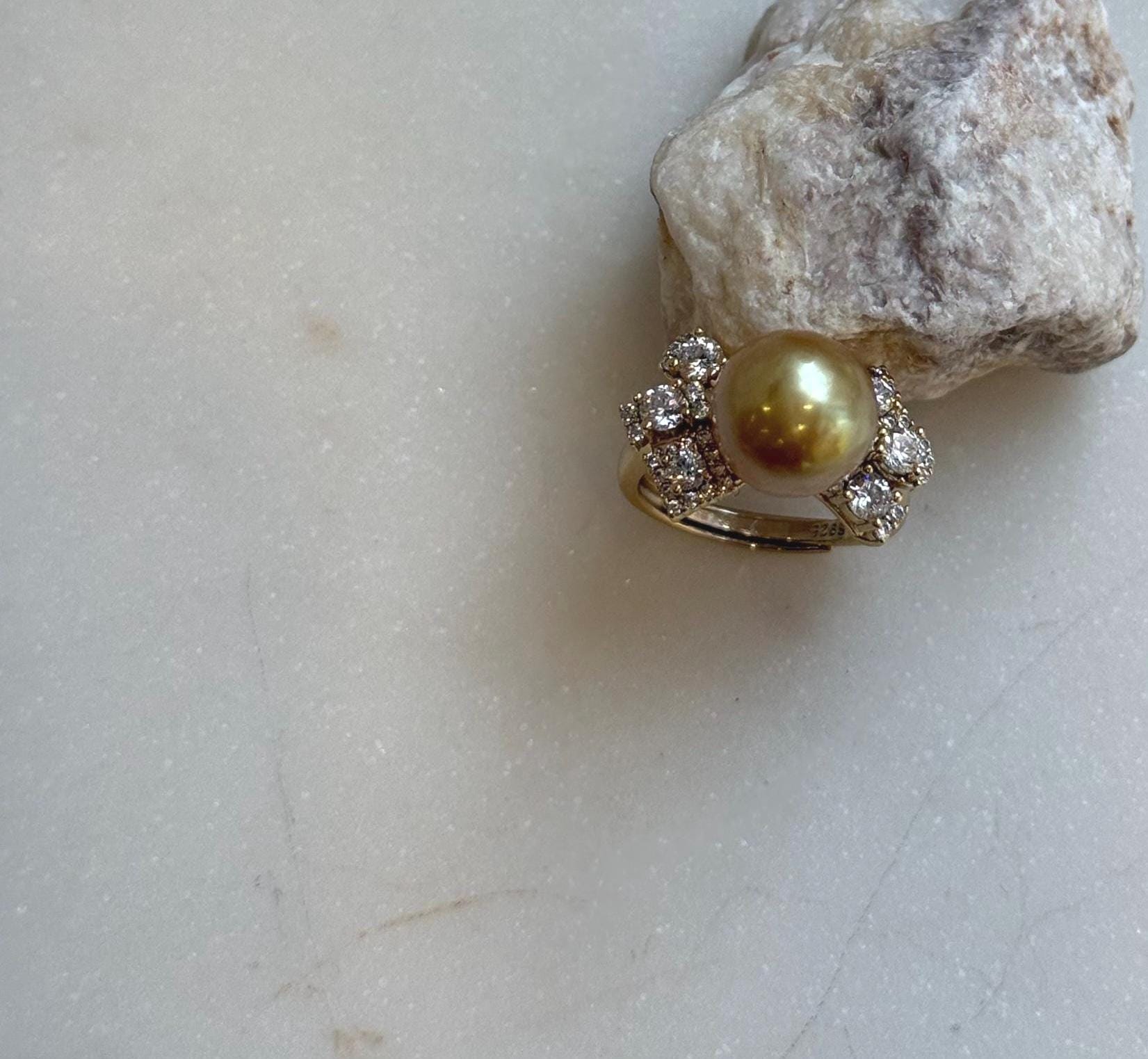 Elly’s 10.5mm South sea deep Tea gold ocean pearl Ring: Extreme luster, 1.2x2cm, S925 silver with gold plated adjustable Vintage Ring.high quality golden pearl ring for her