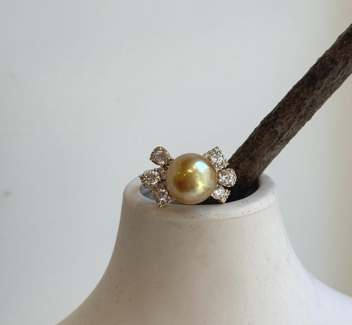 Elly’s 10.5mm South sea deep Tea gold ocean pearl Ring: Extreme luster, 1.2x2cm, S925 silver with gold plated adjustable Vintage Ring.high quality golden pearl ring for her  party