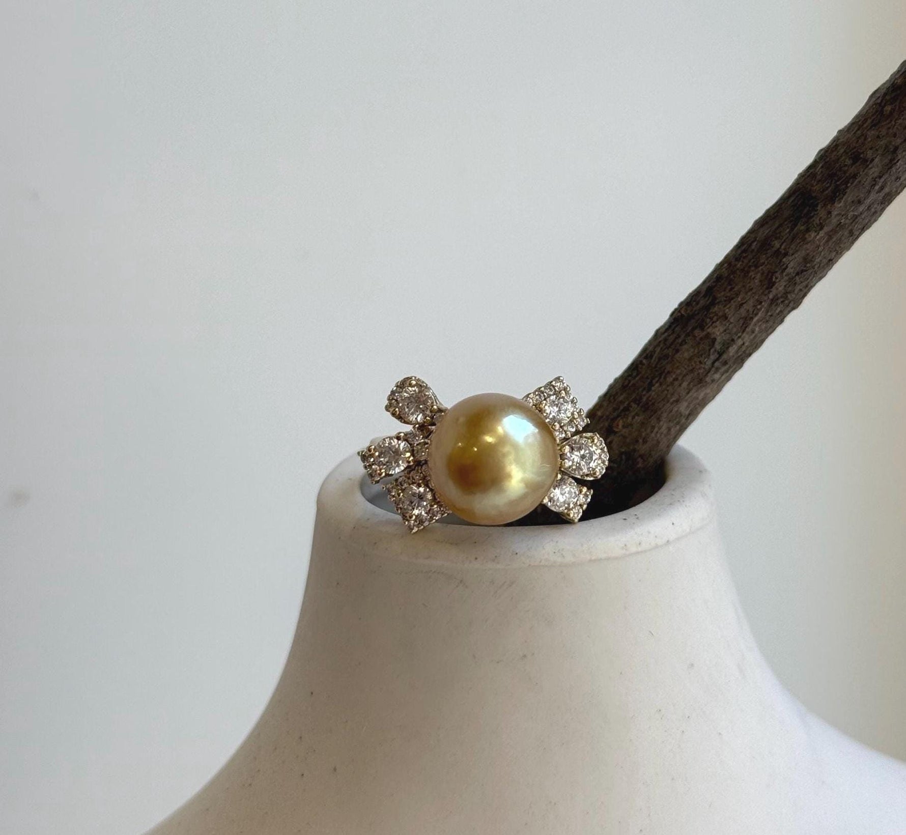 Elly’s 10.5mm South sea deep Tea gold ocean pearl Ring: Extreme luster, 1.2x2cm, S925 silver with gold plated adjustable Vintage Ring.high quality golden pearl ring for her  party
