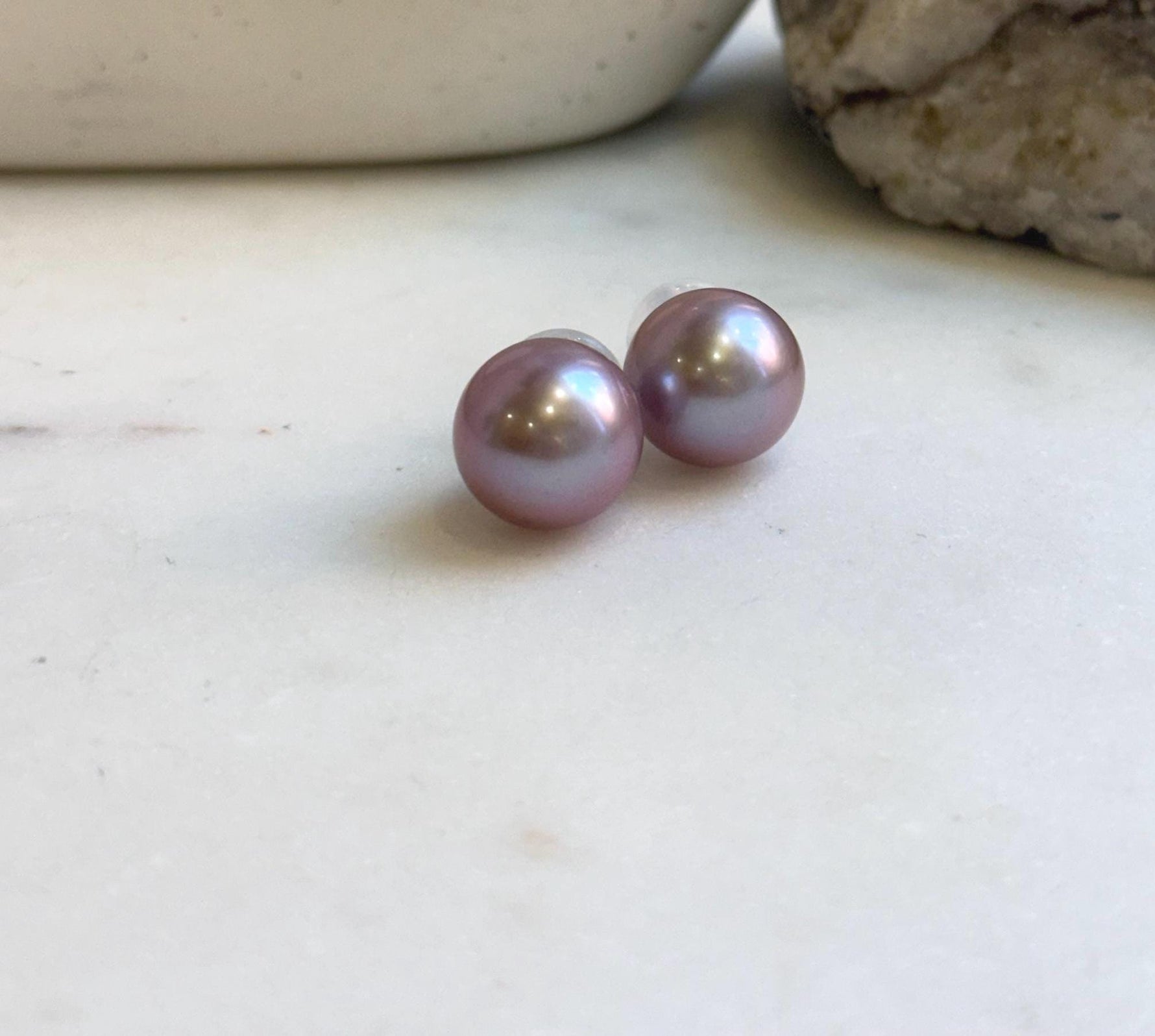 Elly’s 13.6mm Large Edison rose Mauve Pearls Earrings Studs: Extreme luster Mirrored, S925 silver minimalist earrings studs.high quality pearl earrings studs gift for her birthday