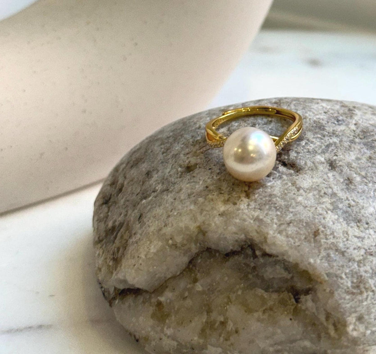 Elly’s 9.9mm Akoya Ivory ocean pearl Ring: Extreme luster mirrored, s925 silver adjustable ring. Pearl Jewelry Idea. high quality ivory ocean pearl ring for her Mother’s Day gift