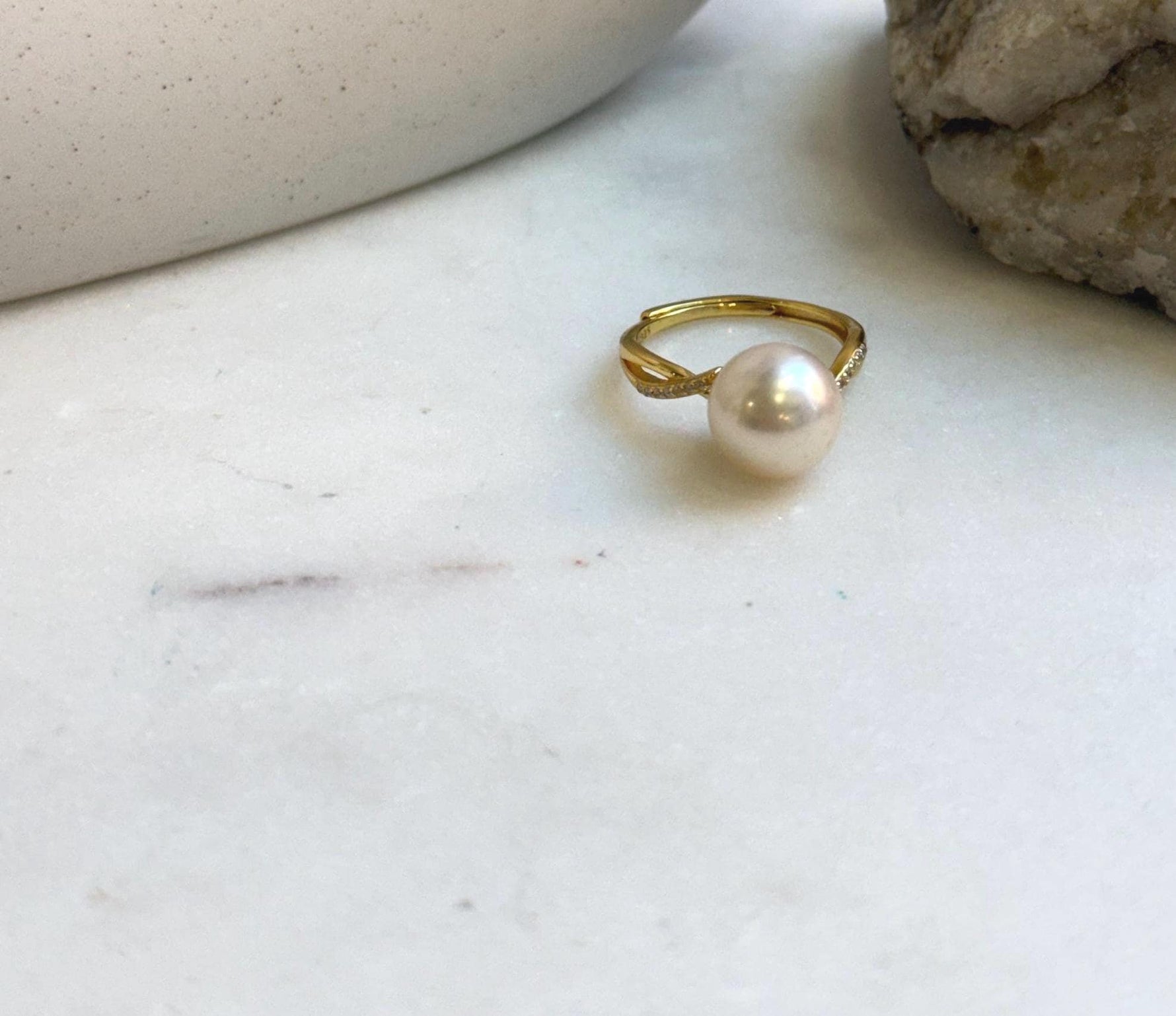 Elly’s 9.9mm Akoya Ivory ocean pearl Ring: Extreme luster mirrored, s925 silver adjustable ring. Pearl Jewelry Idea. high quality ivory ocean pearl ring for her