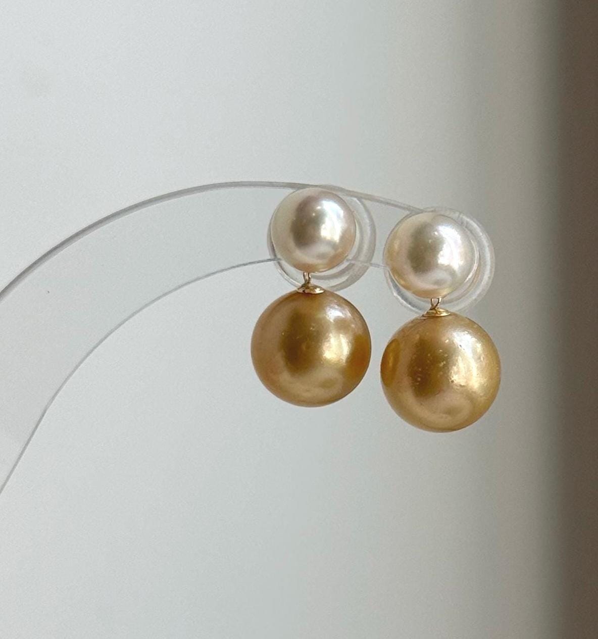 Elena Elly’s Au750 18K gold South sea golden Akoya ocean pearls Earrings: Extreme luster mirrored, 7.2-10.5mm, 18k gold earrings. high quality 18k golden pearls earrings for her