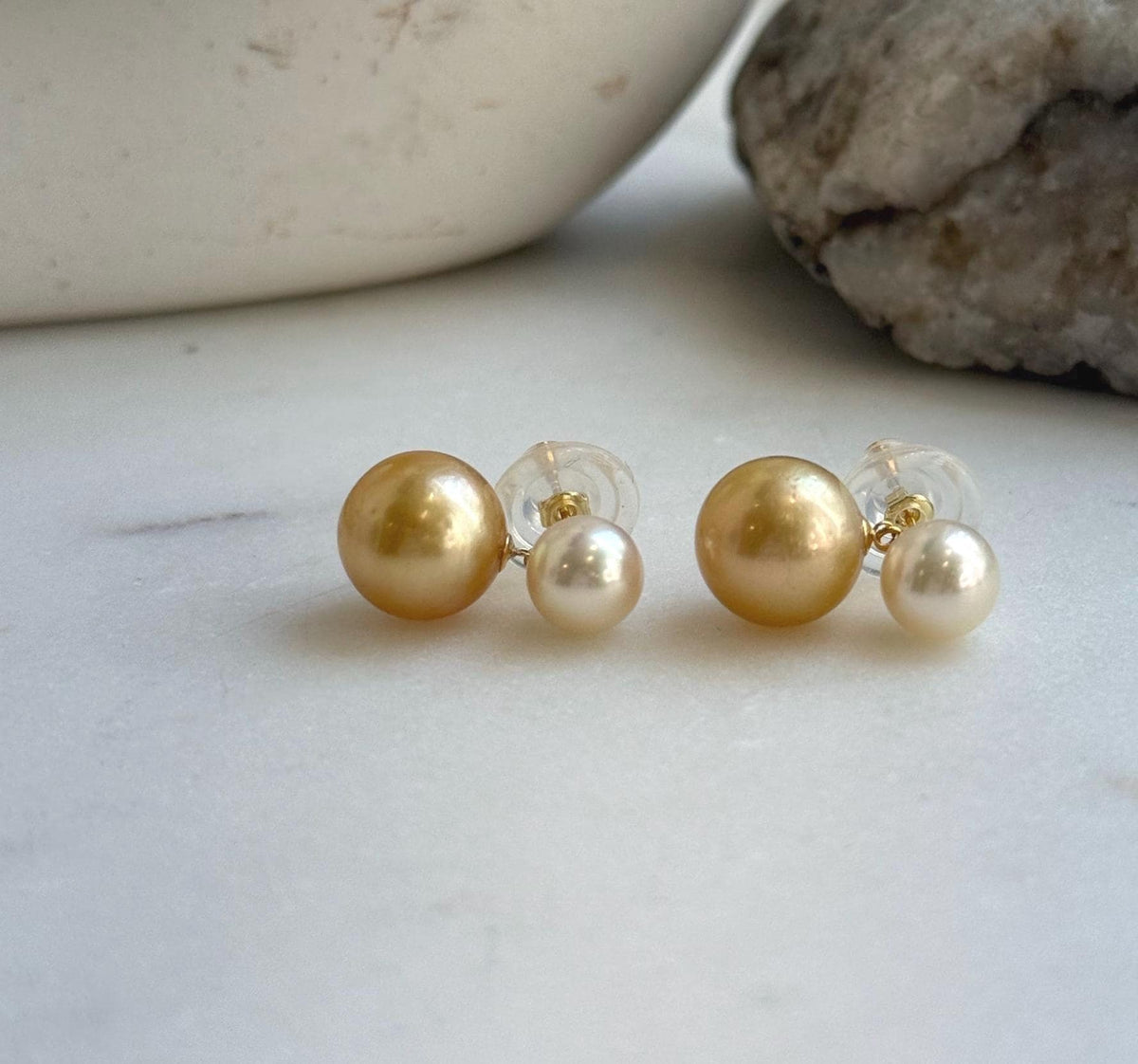 Elena Elly’s Au750 18K gold South sea golden Akoya ocean pearls Earrings: Extreme luster mirrored, 7.2-10.5mm, 18k gold earrings.
