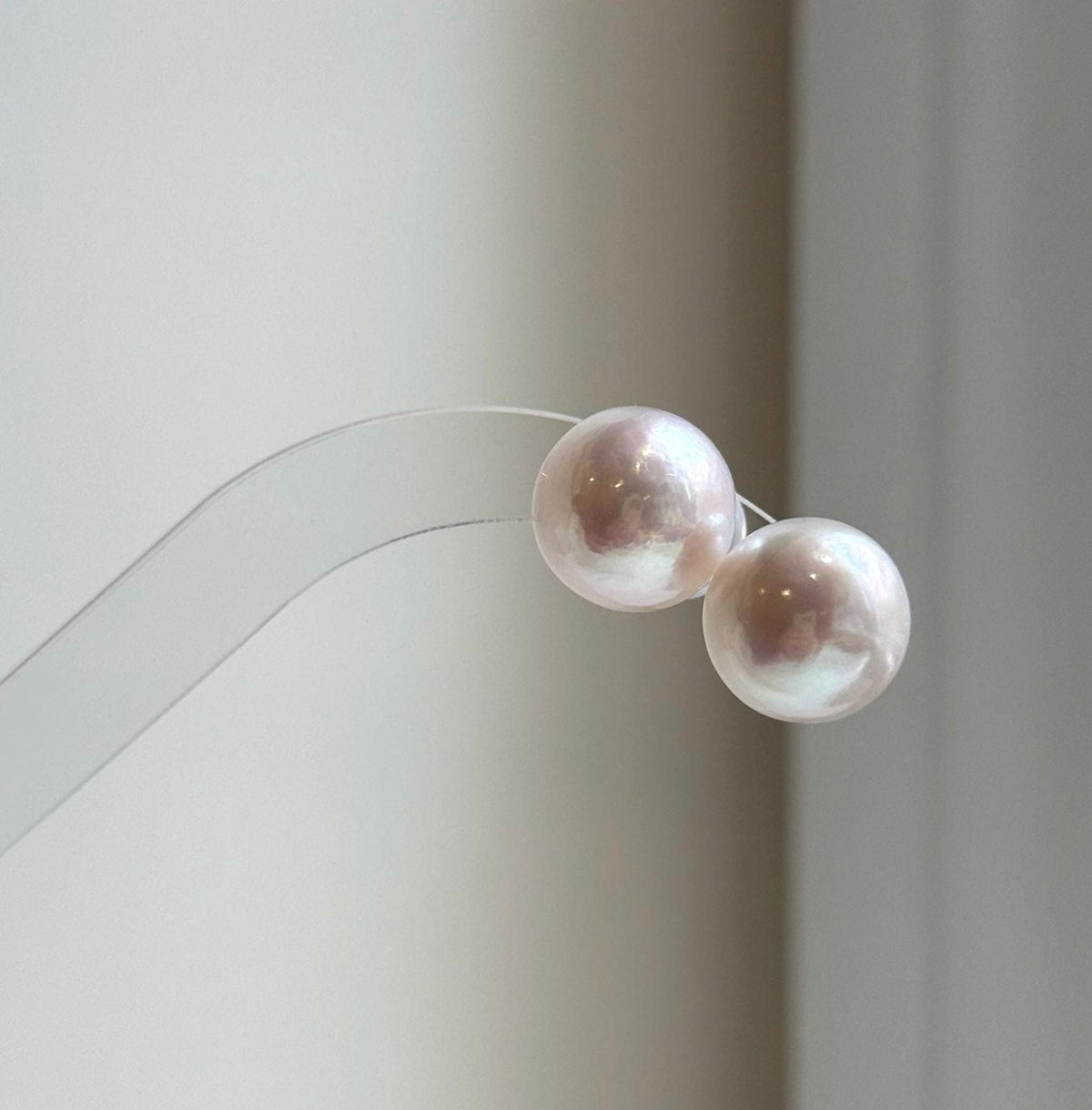 Elly’s 13.7mm Large Edison white Pearls Earrings studs: Extreme luster Mirrored mirrored, S925 silver minimalist earrings.high quality white large Edison pearls earrings studs for her anniversary