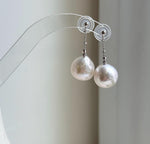 Elly’s 13.8mm Large Edison white Pearls Earrings chandeliers: Extreme luster Mirrored mirrored, 3.2cm high, S925 silver cool earrings. white pearls earrings for her