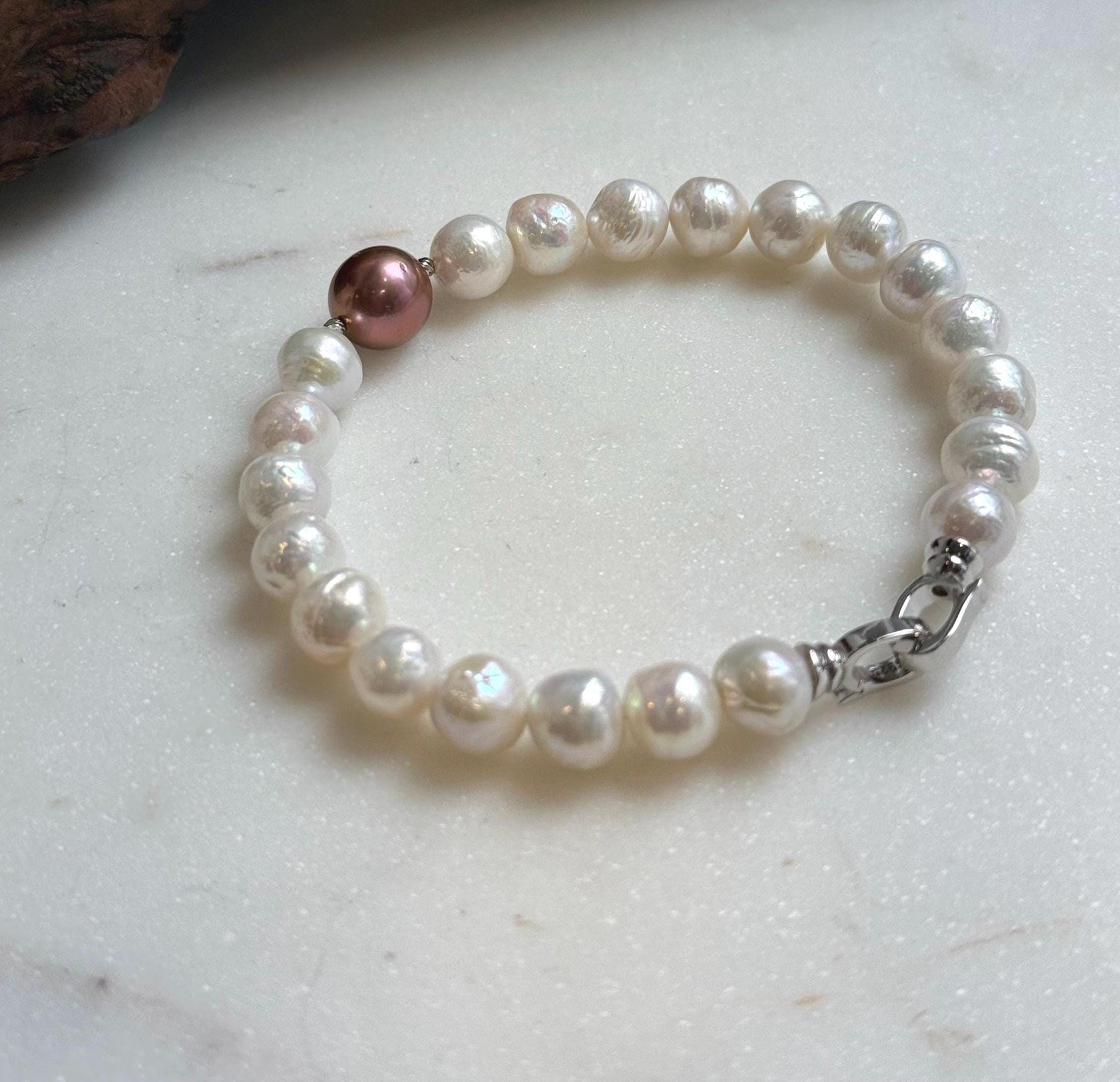 Elly’s 22pcs Bracelet White antique gold Pearls: Extreme luster mirrored, 8.2-10.2mm, S925 silver Bracelet.