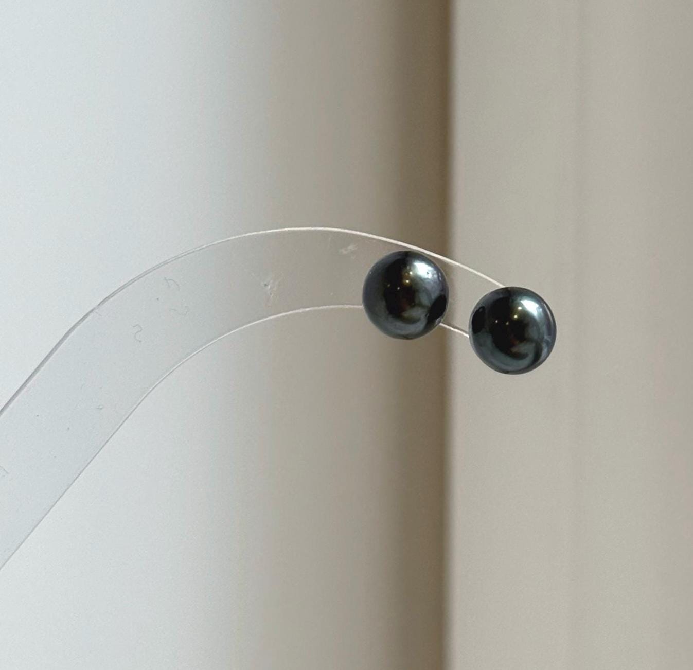 Elly’s 8.2mm Tahitian Hunter ocean Pearls Earrings Studs: Extreme luster Mirrored,S925 silver minimalist earrings.