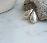 Elly’s 13.9x21mm Genius off white Ocean Mabe Pearls Earrings Studs: Extreme luster Mirrored, S925 silver minimalist earrings studs.high quality ocean Mabe pearls earrings for her birthday
