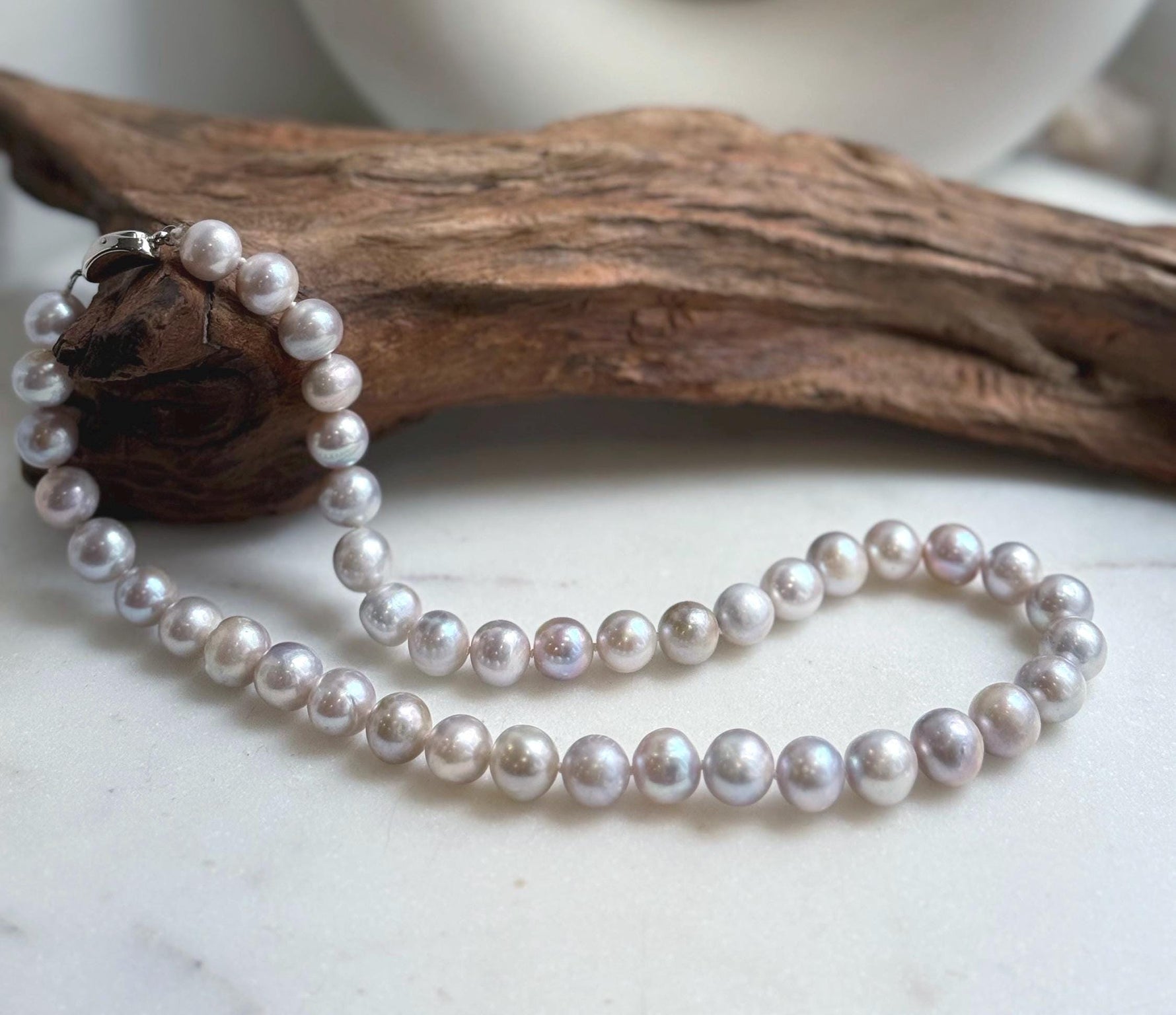Elly’s Morandi Pink lilac grey round  oval Pearls Necklace Strand: Extreme luster mirrored, 9.1-10.6mm, 17.6”, S925 silver necklace. Pearl necklace strand for her