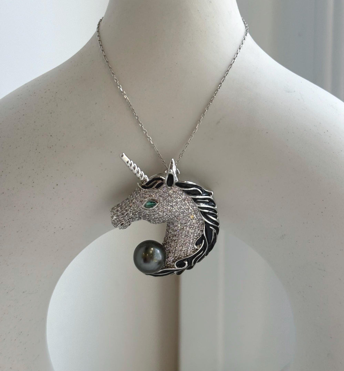 Elly’s Tahitian black platinum Ocean Pearl Horse Brooch pendant 2in1: Extreme luster mirrored, 9.4mm, 3x4cm,black pearl gift for her birthday