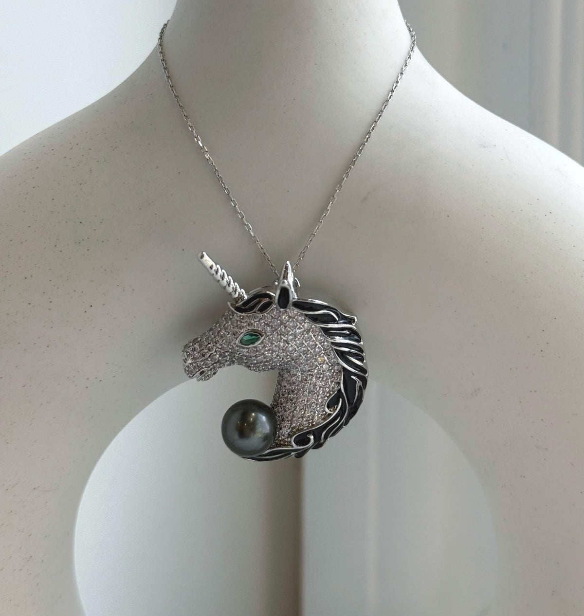 Elly’s Tahitian black platinum Ocean Pearl Horse Brooch pendant 2in1: Extreme luster mirrored, 9.4mm, 3x4cm,black pearl gift for her holiday