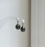 Elly’s 5.9-9.1mm Tahitian ocean white freshwater Pearls Earrings: Extreme luster Mirrored, 2.1cm high, S925 silver earrings.