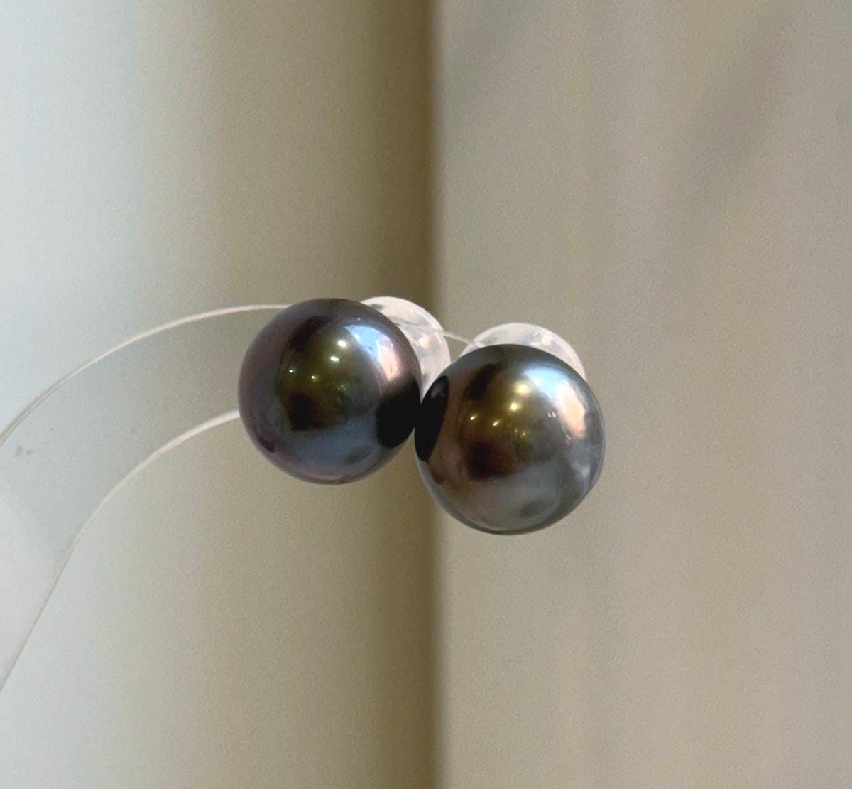Elly’s 13.1mm Large Tahitian Black Platinum ocean Pearls Earrings Studs: Extreme luster Mirrored,S925 silver minimalist earrings.