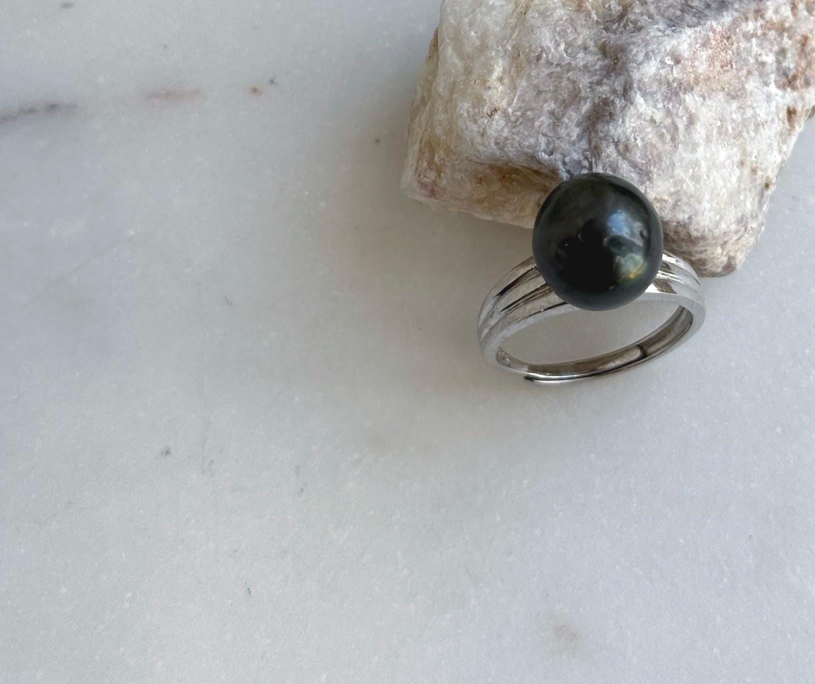 Elly’s 10.8x11.3mm Tahitian Ocean black Platinum Pearl Ring: Extreme luster mirrored, S925 silver Minimalist adjustable Ring.high quality black pearl ring for her