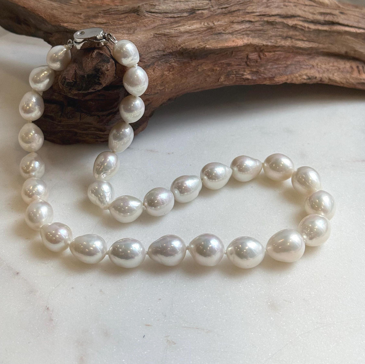 Elly’s 29pcs 10-12.7mm white iridescent Pearls Necklace Strand: Extreme luster mirrored, 17.7”, S925 silver necklace. high quality daily office white pearls necklace for her