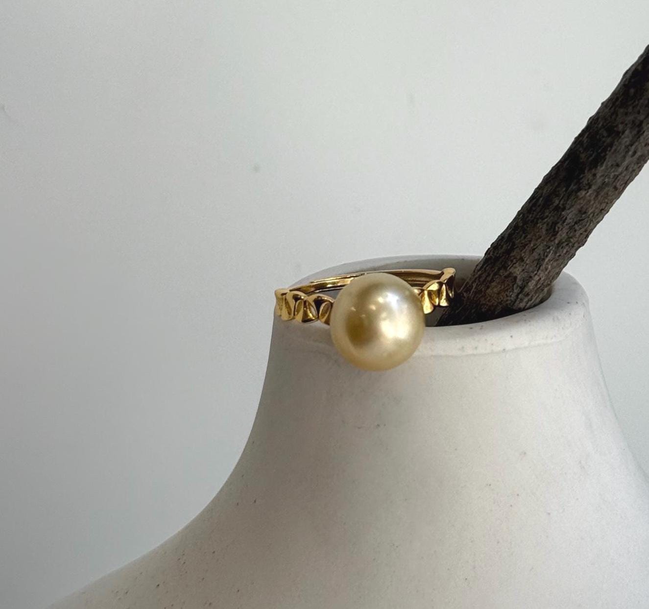 Elly’s 9.8mm South sea ultra gold ocean pearl Ring: Extreme luster, 1.2x2cm, S925 silver with gold plated adjustable Vintage Ring. gift for her anniversary