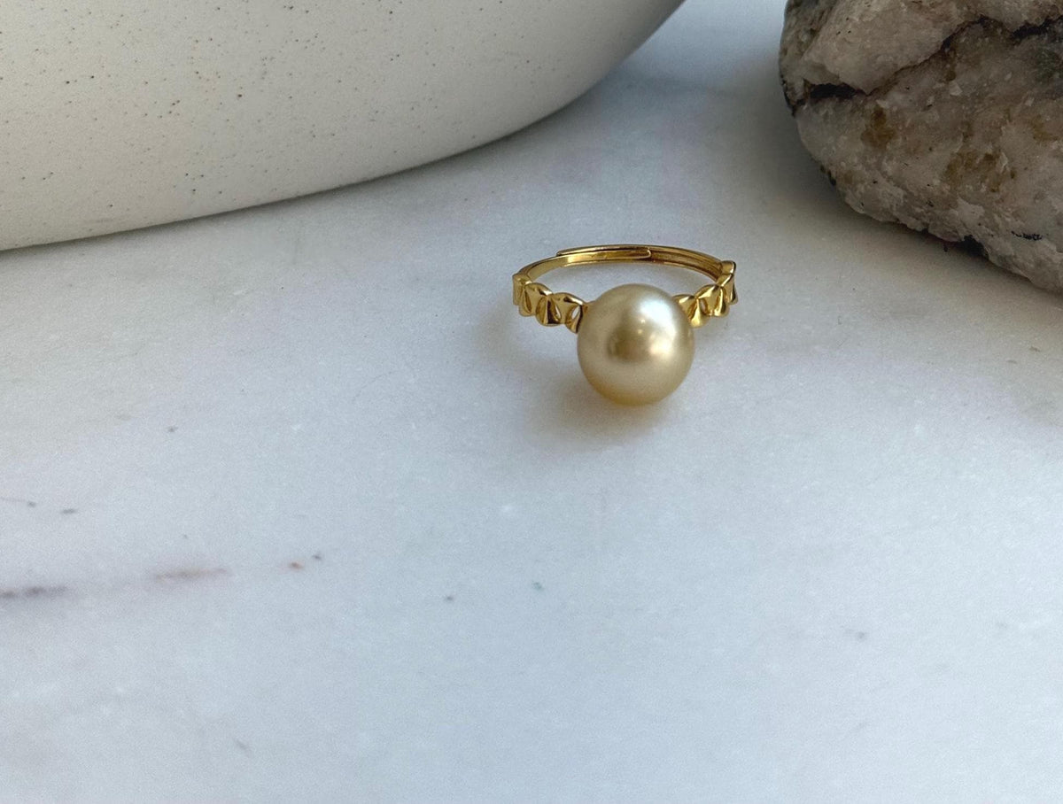 Elly’s 9.8mm South sea ultra gold ocean pearl Ring: Extreme luster, 1.2x2cm, S925 silver with gold plated adjustable Vintage Ring. gift for her