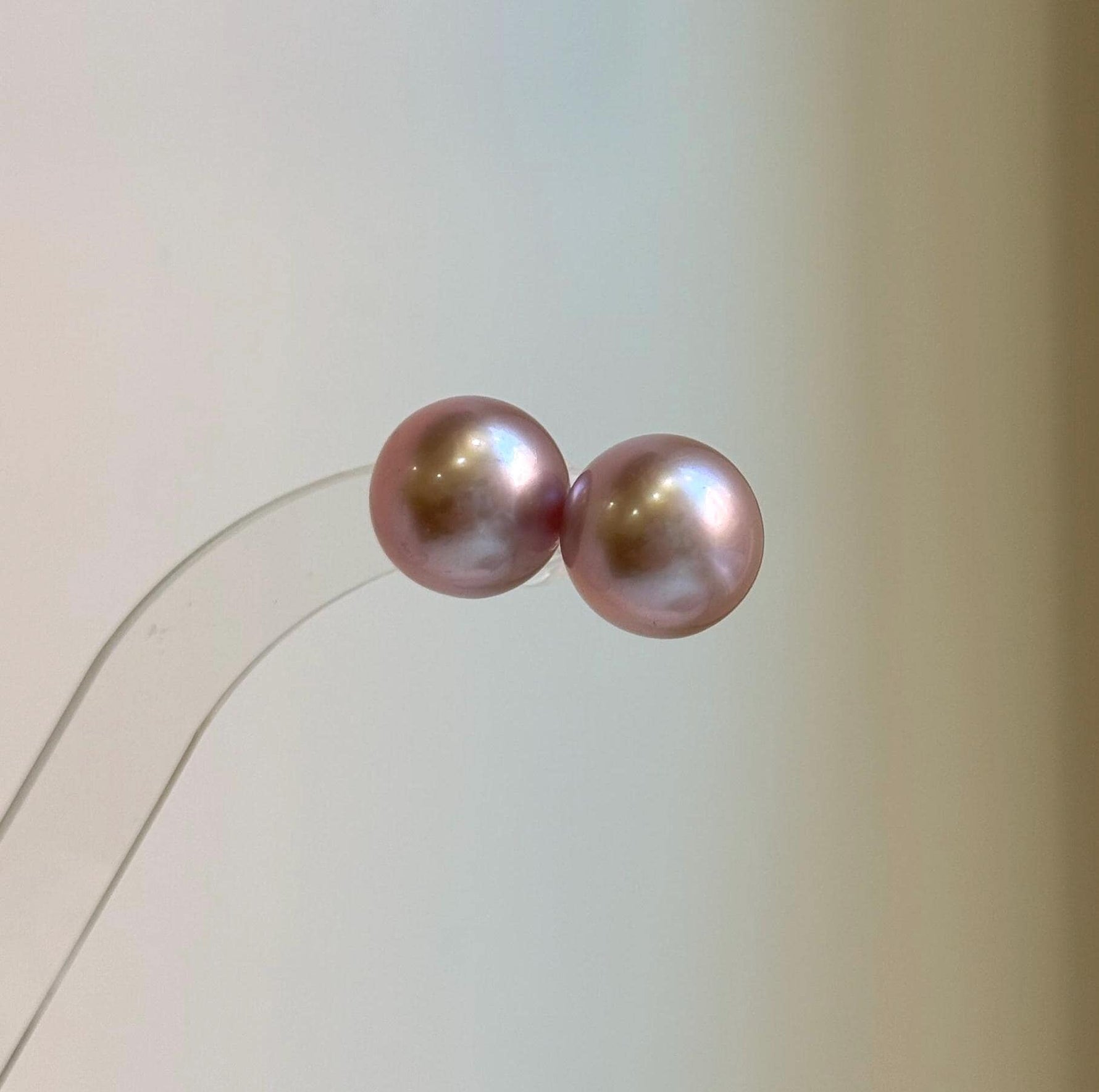 Elly’s 13.6mm Large Edison rose Mauve Pearls Earrings Studs: Extreme luster Mirrored, S925 silver minimalist earrings studs.
