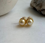 Elly’s 9.4mm Genius South sea Golden ocean Pearls Earrings studs: Extreme luster, 1.3cm high, S925 silver earrings studs.