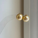 Elly’s 9.4mm Genius South sea Golden ocean Pearls Earrings studs: Extreme luster, 1.3cm high, S925 silver earrings studs.