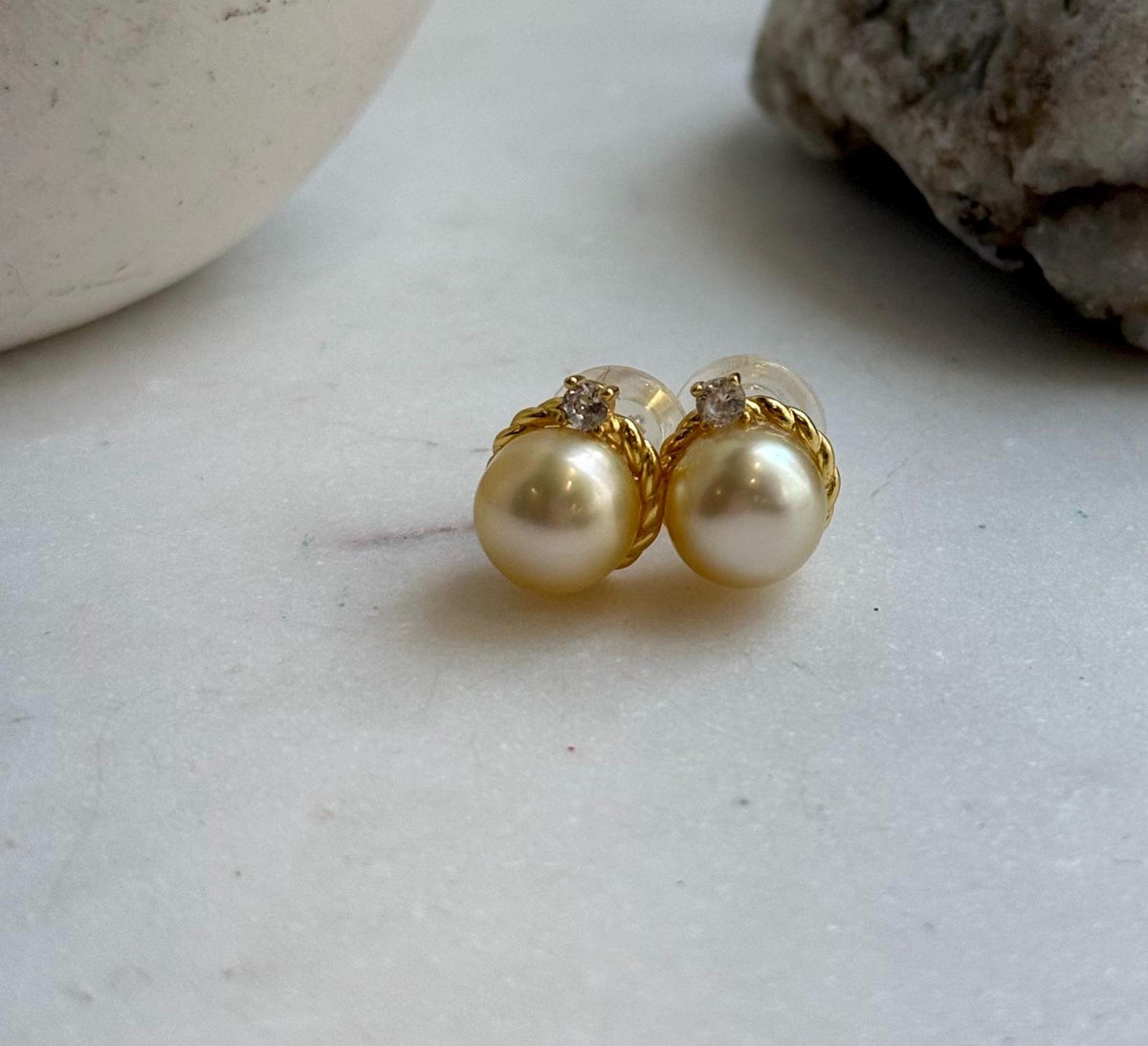 Elly’s 9.4mm Genius South sea Golden ocean Pearls Earrings studs: Extreme luster, 1.3cm high, S925 silver earrings studs.