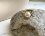 Elly’s 9.9mm Akoya Ivory ocean pearl Ring: Extreme luster mirrored, s925 silver adjustable ring. Pearl Jewelry Idea. high quality ivory ocean pearl ring for her birthday