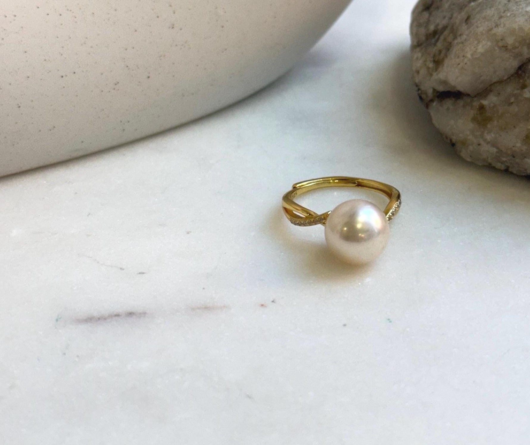 Elly’s 9.9mm Akoya Ivory ocean pearl Ring: Extreme luster mirrored, s925 silver adjustable ring. Pearl Jewelry Idea. high quality ivory ocean pearl ring for her