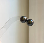 Elly’s Tahitian ocean pearls S925 silver minimalist earrings. high quality black pearl earrings for her