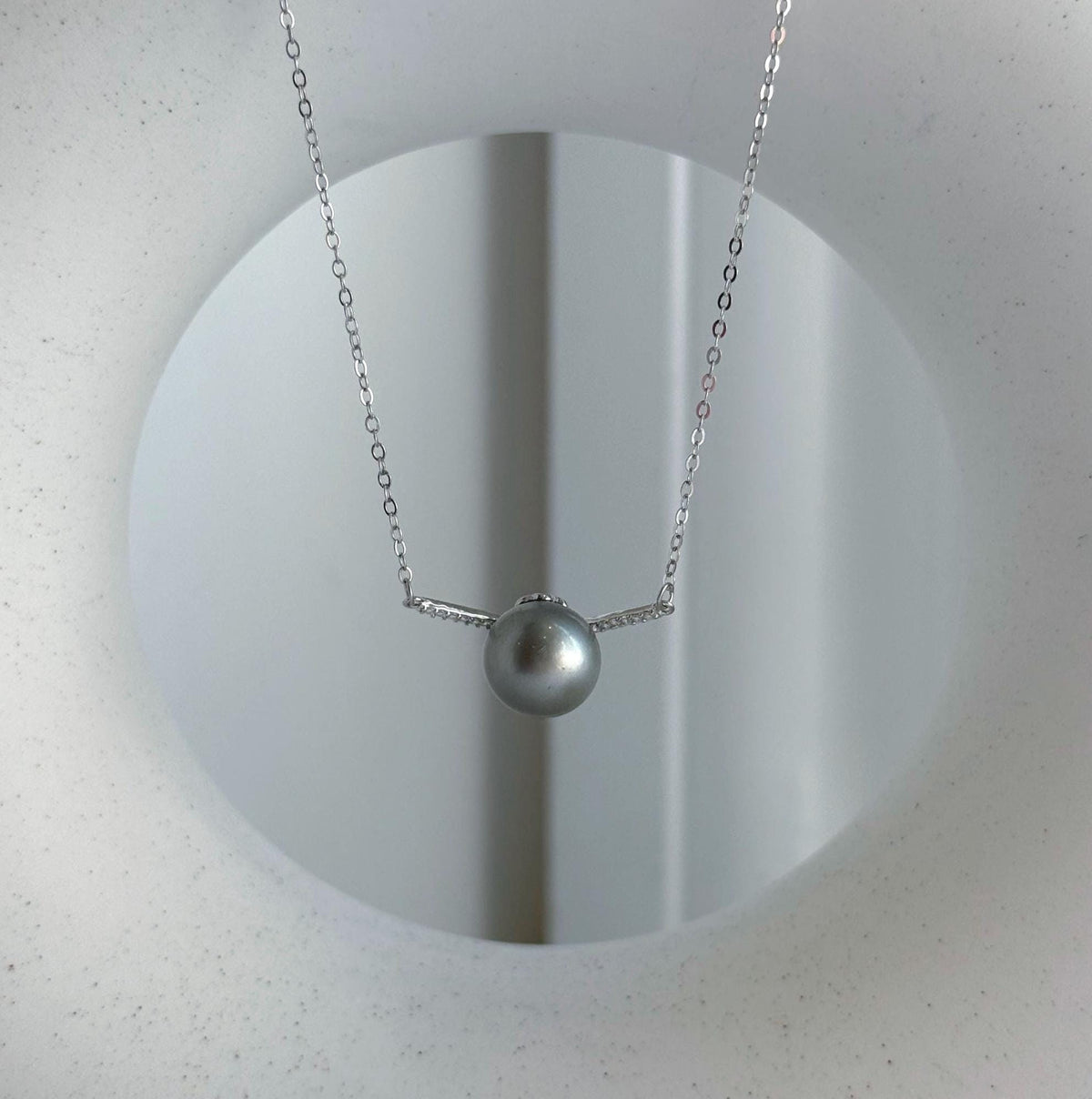 Elly’s 10.2mm Tahitian Ocean Pearl Silver platinum pearl pendant, S925 silver chain set.