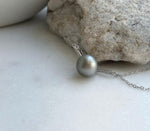 Elly’s 10.2mm Tahitian Ocean Pearl Silver platinum pearl pendant, S925 silver chain set.