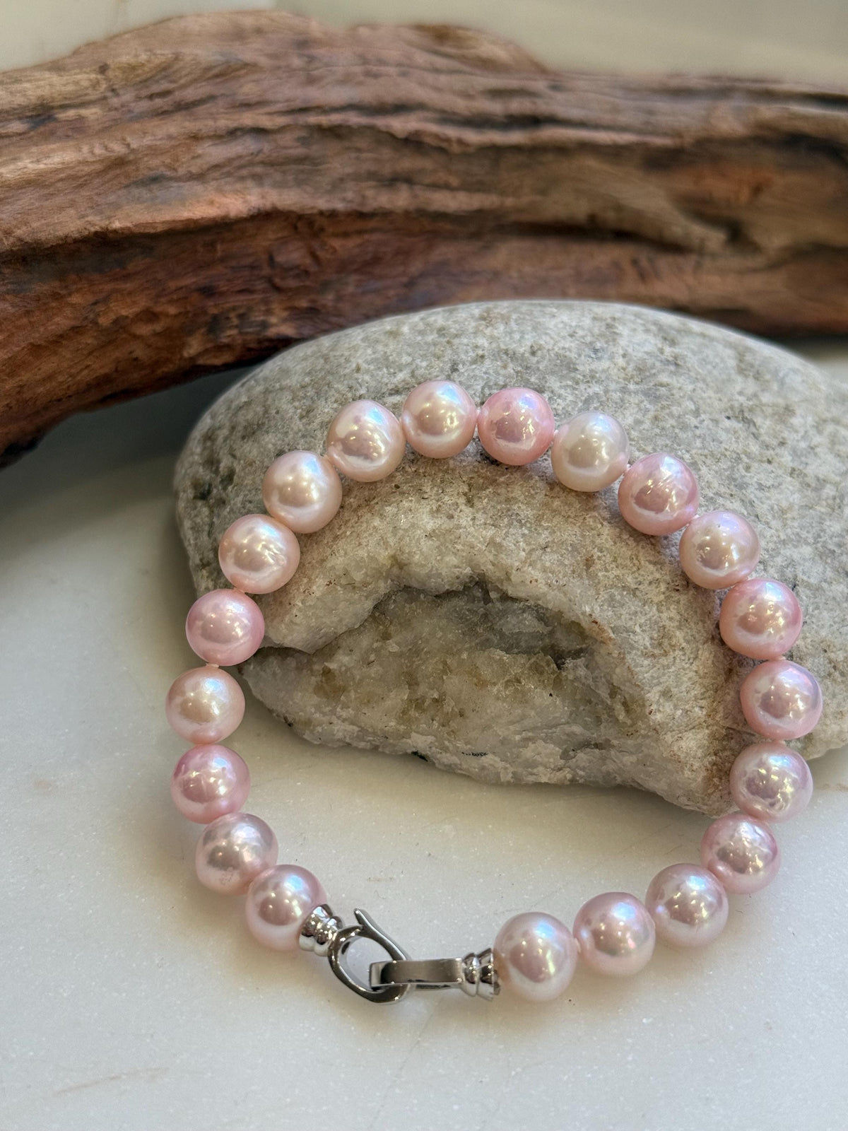 Elly’s Bracelet Pale pink Pearls: Extreme luster mirrored, 8.3-9.1mm, S925 silver clips Bracelet, different sizes. daily office pearl bracelet for her