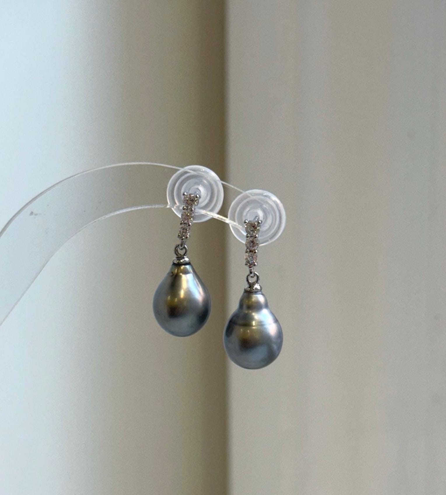 Elly’s 10mm Tahitian Platinum ocean pearls earrings: Extreme luster mirrored, 2.5cm high, S925 silver Cool earrings. daily office black pearls earrings for her