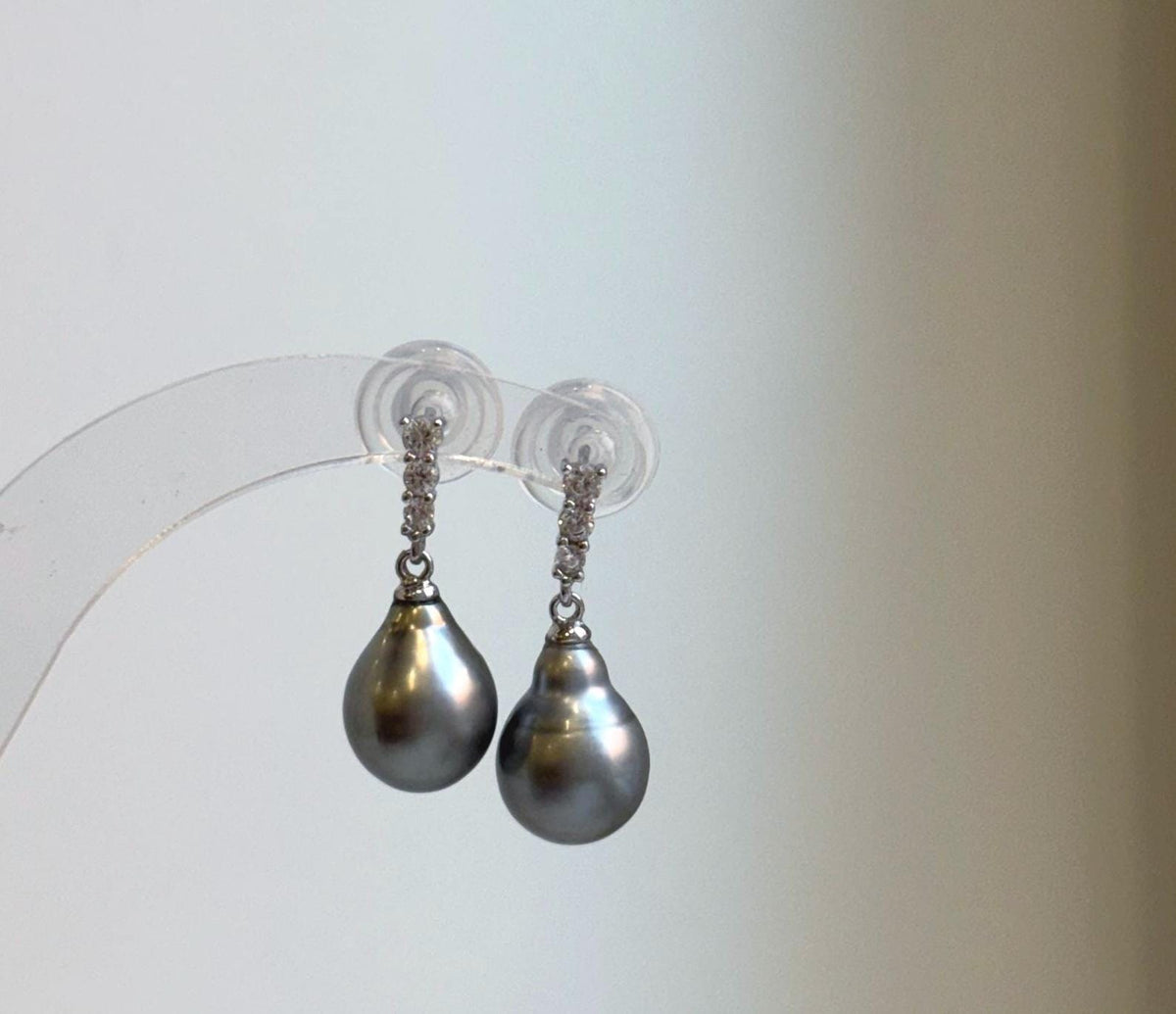 Elly’s 10mm Tahitian Platinum ocean pearls earrings: Extreme luster mirrored, 2.5cm high, S925 silver Cool earrings. daily office black pearls earrings for her Mother’s Day gift