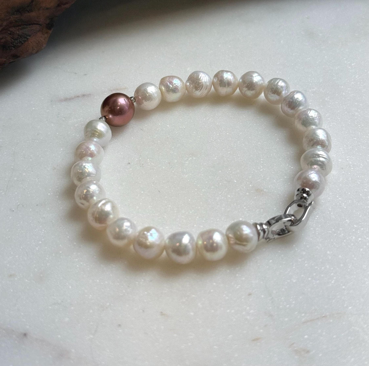 Elly’s 22pcs Bracelet White antique gold Pearls: Extreme luster mirrored, 8.2-10.2mm, S925 silver Bracelet.