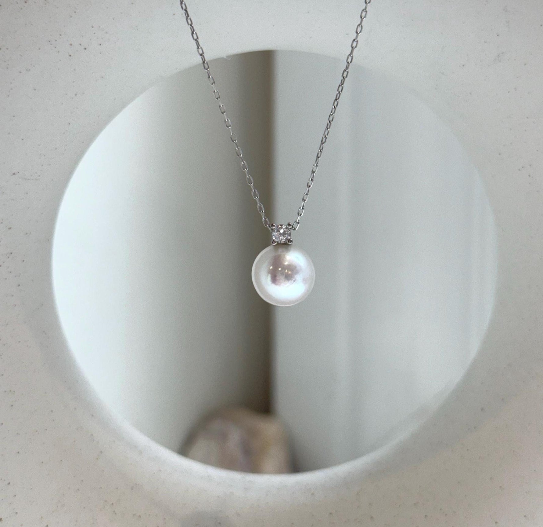 Elly’s 9.9mm Edison white Pearl Pendant: Extreme luster, 1.4cm high, s925 silver minimalist pendant necklace set.