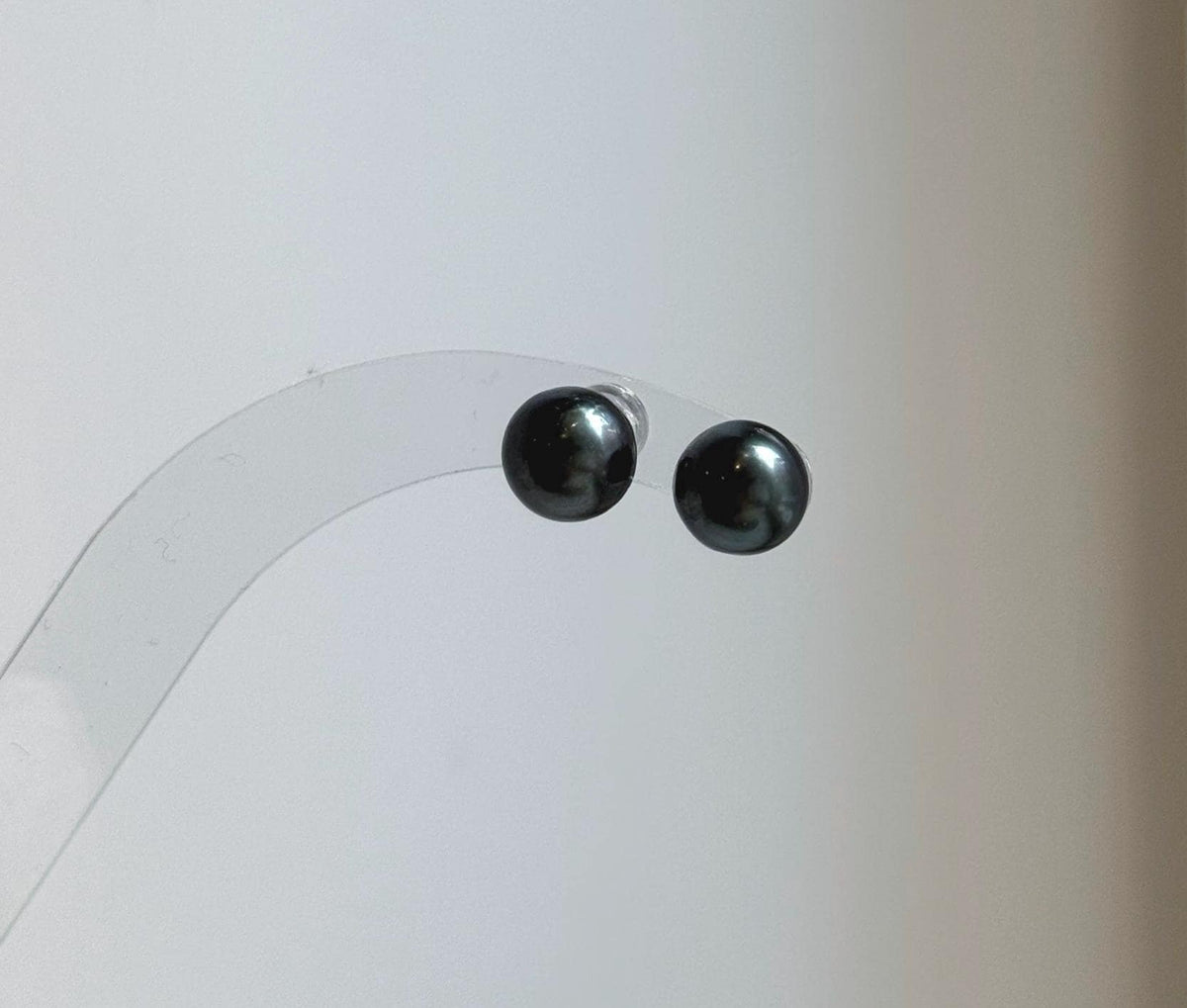 Elly’s 8.2mm Tahitian Hunter ocean Pearls Earrings Studs: Extreme luster Mirrored,S925 silver minimalist earrings.
