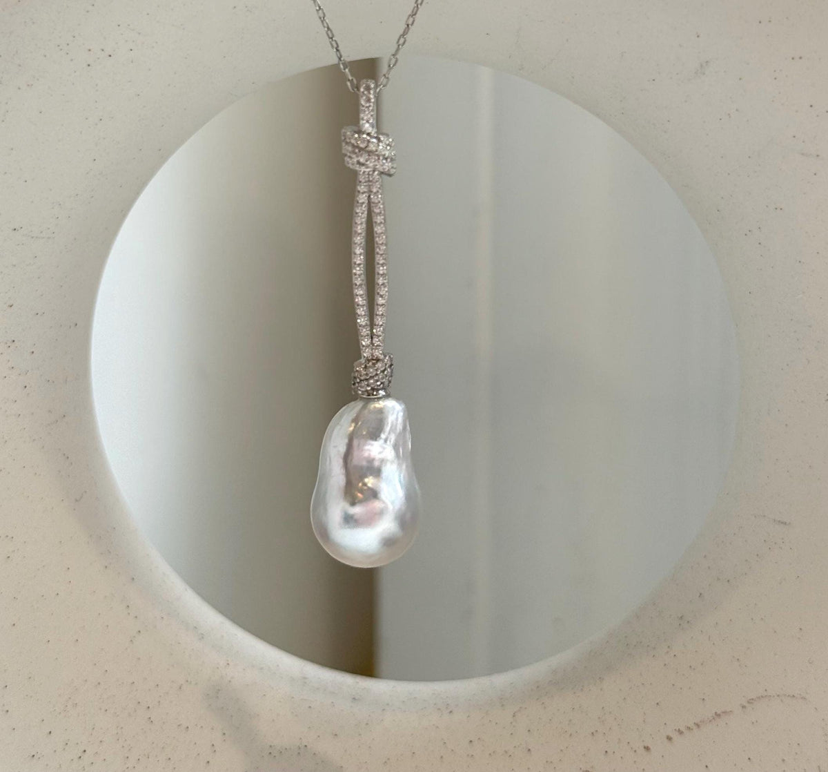 Elly’s 12.2x19.2cm Genius Australian Ocean White silver pearl Pendant: Extreme luster mirrored, 5.2cm high, S925 Silver pendant. white ocean baroque pearl pendant for her Mother’s Day gift