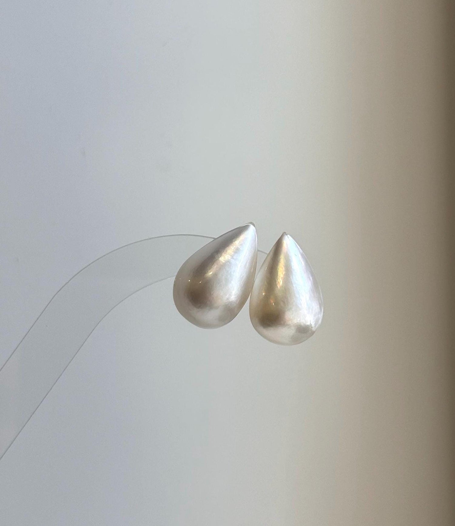 Elly’s 13.9x21mm Genius off white Ocean Mabe Pearls Earrings Studs: Extreme luster Mirrored, S925 silver minimalist earrings studs.high quality ocean Mabe pearls earrings for her