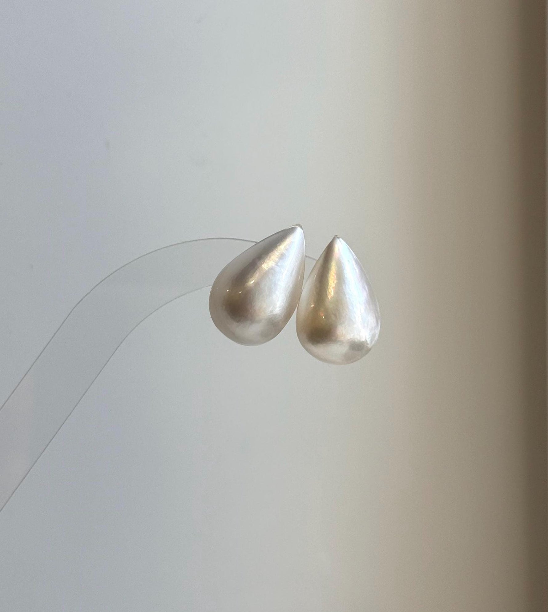 Elly’s 13.9x21mm Genius off white Ocean Mabe Pearls Earrings Studs: Extreme luster Mirrored, S925 silver minimalist earrings studs.high quality ocean Mabe pearls earrings for her