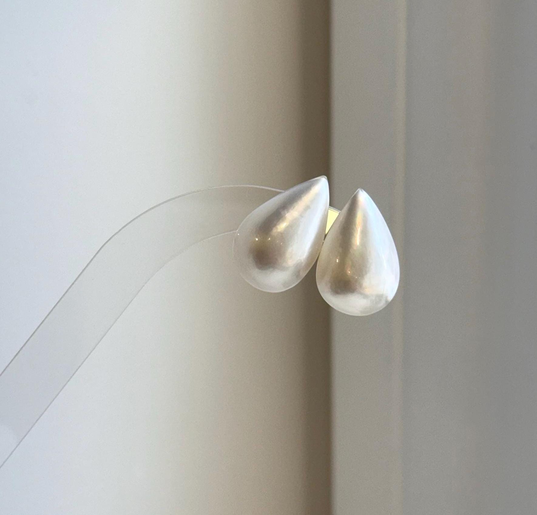Elly’s 13.9x21mm Genius off white Ocean Mabe Pearls Earrings Studs: Extreme luster Mirrored, S925 silver minimalist earrings studs.high quality ocean Mabe pearls earrings for her