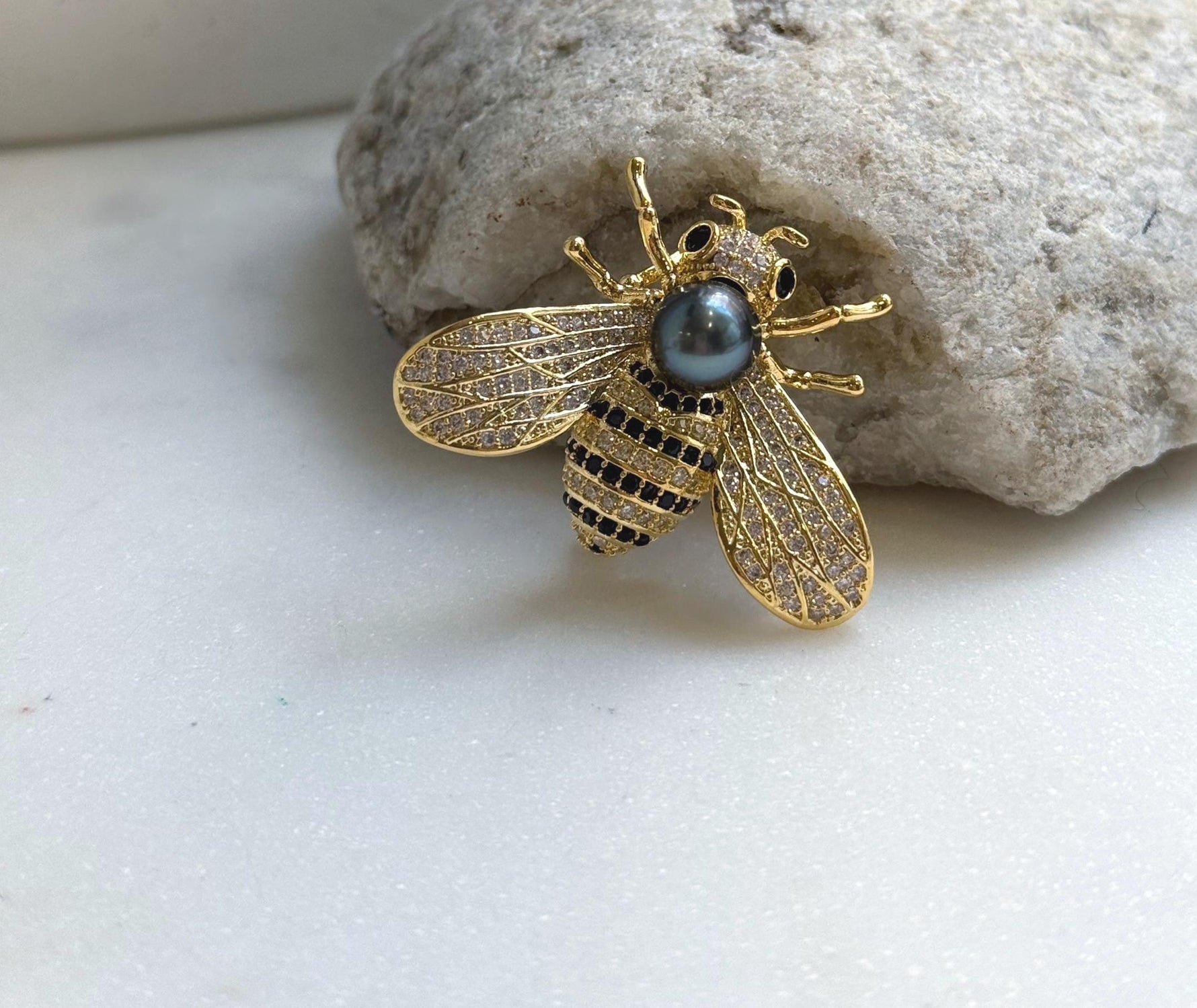 Elly’s Tahitian teal purple Ocean Pearl Bee Brooch pendant 2in1: Extreme luster mirrored, 8.5mm, 4x3cm, No chain. daily office black bee brooch for her birthday
