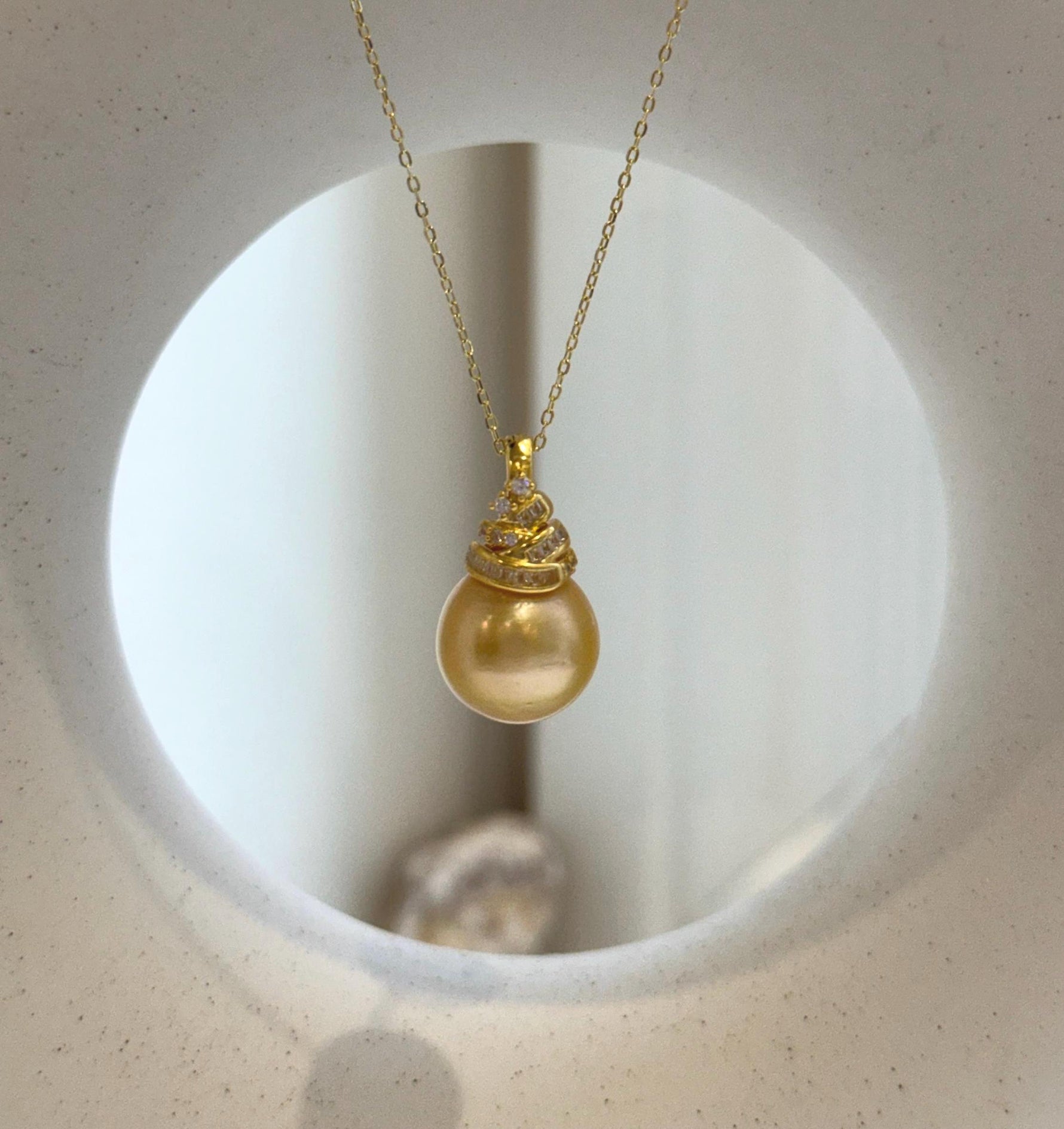 Elly’s 13.5mm South Sea deep Golden ocean Pearl pendant: Extreme luster, 2.4cm high, S925 silver 18k gold plated pendant.