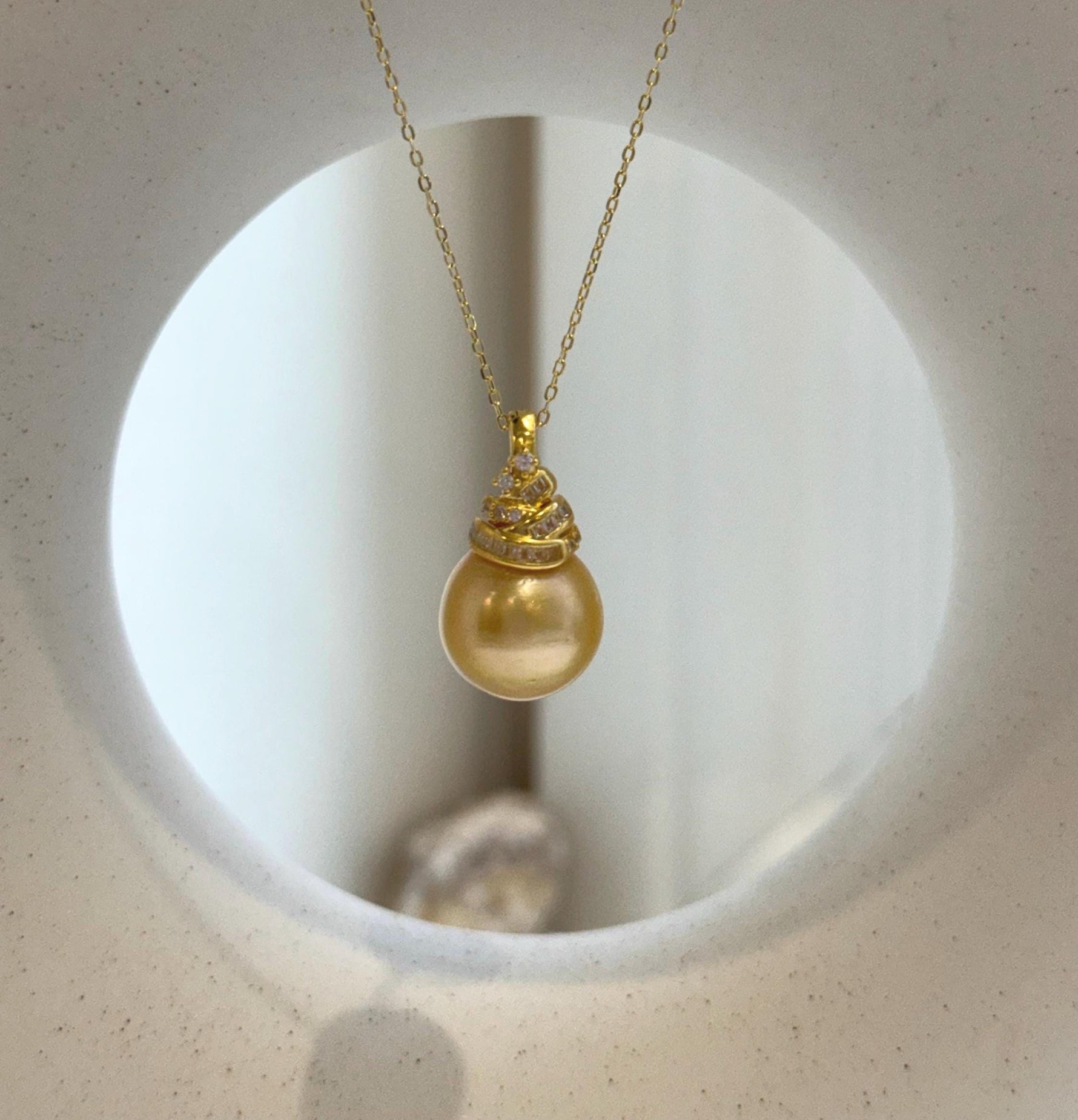 Elly’s 13.5mm huge South Sea deep Golden ocean Pearl pendant: Extreme luster, 2.4cm high, S925 silver 18k gold plated pendant. high quality golden ocean pearl pendant gift for her