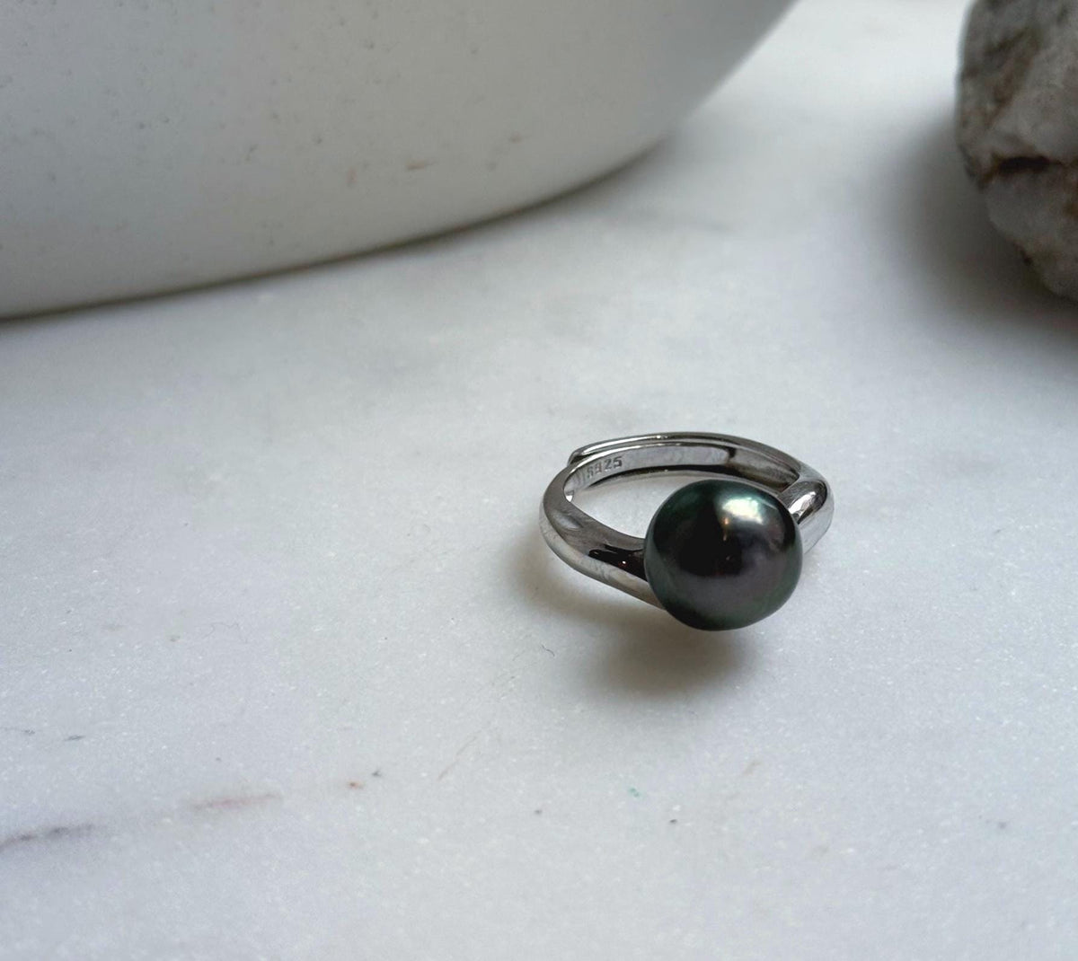 Elly’s 10.7x11.3mm Tahitian peacock hunter ocean Pearl Ring: Extreme luster mirrored, S925 silver adjustable Ring. Pearl Jewelry Idea. high quality black ocean pearl sterling silver ring for her