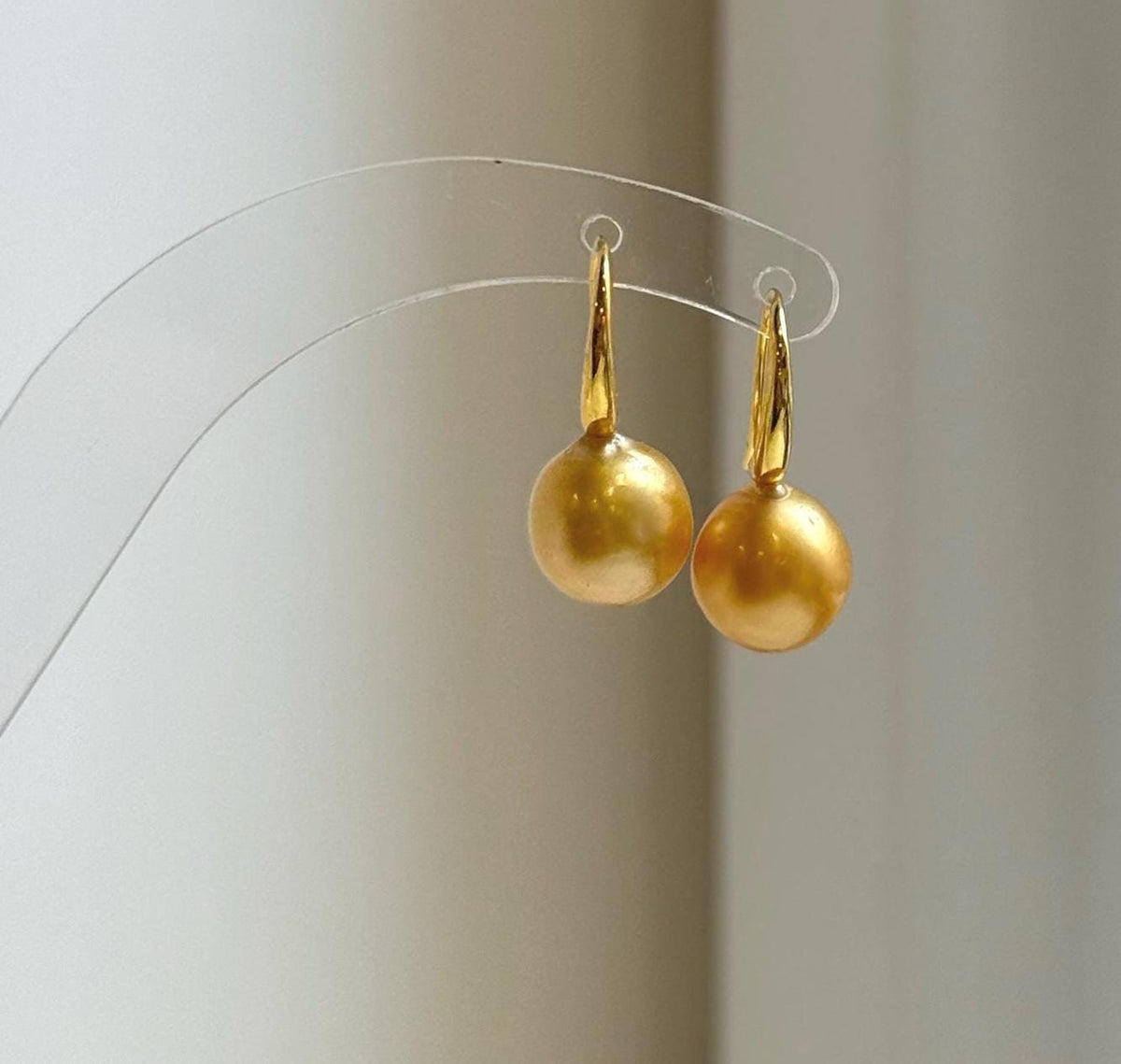 Elly’s 9.6mm Genius South sea deep golden ocean Pearls Earrings hooks: Extreme luster mirrored, 2.2cm high, S925 silver earrings.