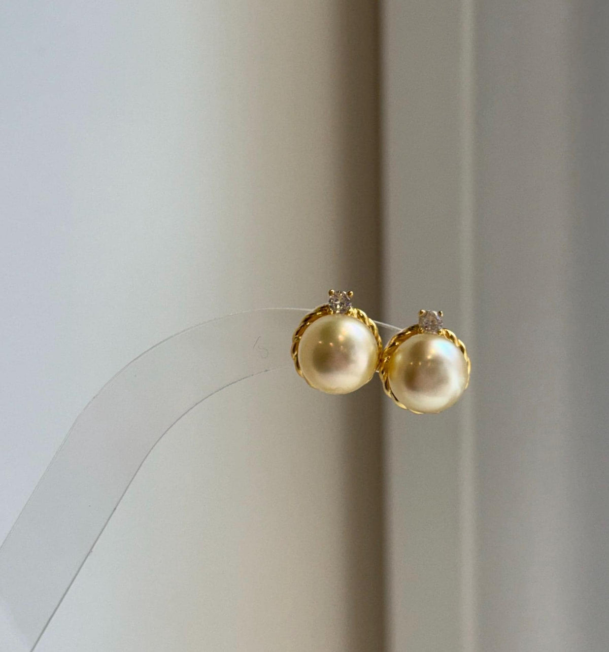 Elly’s 9.4mm Genius South sea Golden ocean Pearls Earrings studs: Extreme luster, 1.3cm high, S925 silver earrings studs.