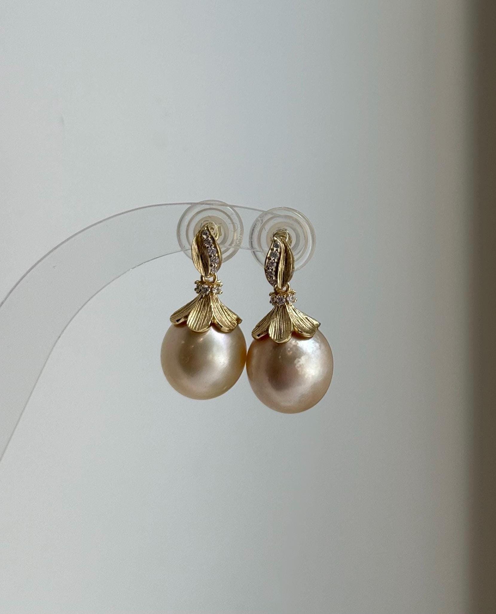 Elly’s 12.4mm Genius South sea Golden ocean Pearls cool Earrings: Extreme luster, 2.4cm high, S925 silver cool earrings. high quality south sea golden ocean pearls earrings for her