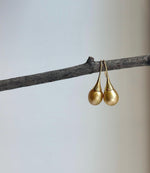 Elly’s 9.2mm Genius South sea deep golden ocean Pearls Earrings hooks: Extreme luster mirrored, 2.7cm high, S925 silver earrings. daily office golden pearls earrings hooks for her