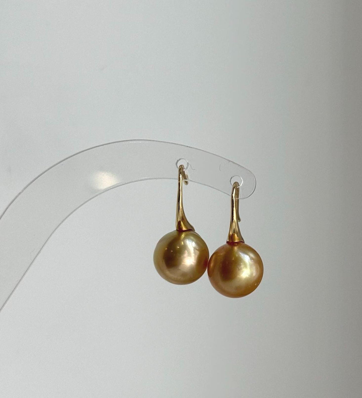 Elly’s South sea deep tea gold ocean pearl High heel earrings hooks: Extreme luster, S925 silver with gold plated minimalist earrings. daily office golden pearl earrings for her